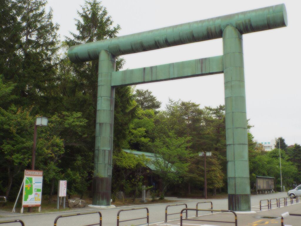 Torii Ishikawa Gokoku Shrine